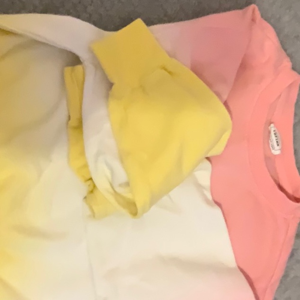 Colorful Gradient Top - Picture 2 of 5